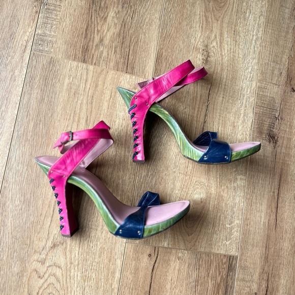 Handcrafted Made in US Sandals - Picture 7 of 10